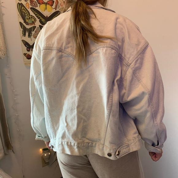 Levi’s Jean Jacket - Picture 2 of 5